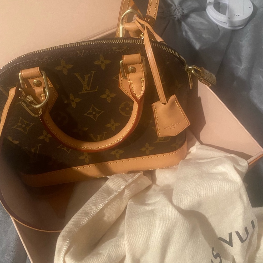 Louis Vuitton bag